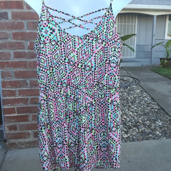 Abstract romper - Picture 2 of 6